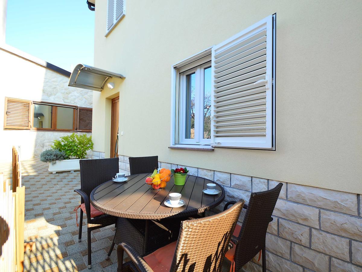 Apartment Ante-2 By Interhome بروداريكا المظهر الخارجي الصورة